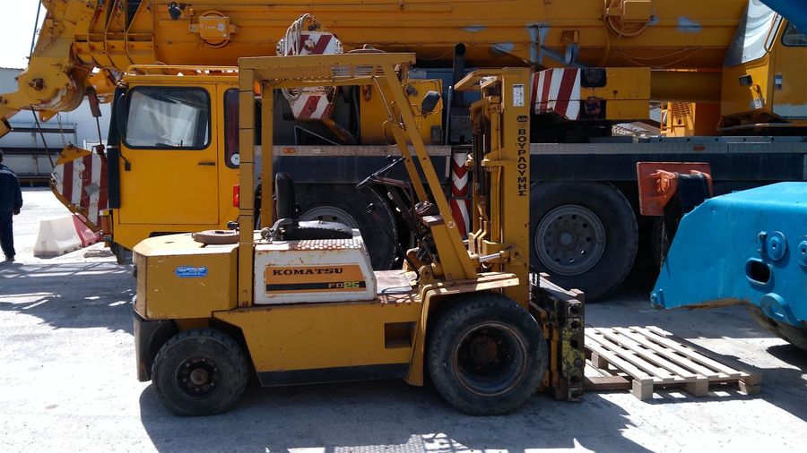 Κλαρκ KOMATSU FD25 της Γερανοί Μήλου