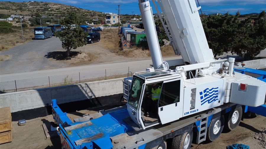 Γερανός Liebherr LTM 1160 της Γερανοί Μήλου σε εργασία